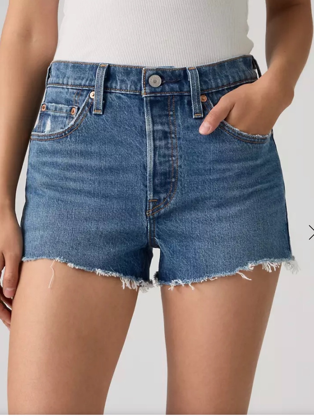 LEVI'S | 501 Denim Shorts - Size 28